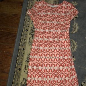 Fitted pattern dress
